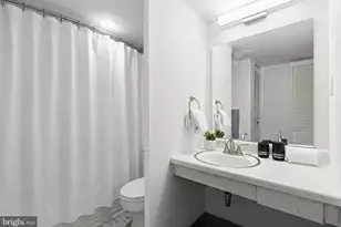 922 24th Street NW, Washington, DC 20037 - Photo 7