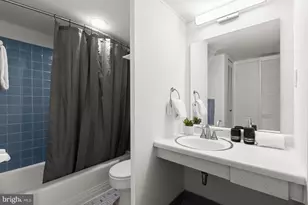 922 24th Street NW, Washington, DC 20037 - Photo 7