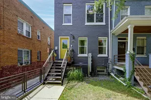 710 Kenyon St NW, Washington, DC 20010 - Photo 3