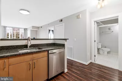 1000 New Jersey Avenue SE #916, Washington, DC 20003 - Photo 7