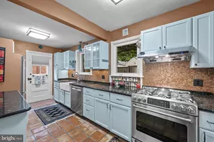 2824 McKinley Pl NW, Washington, DC 20015 - Photo 21