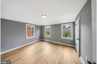 717 Emerson Street NE, Washington, DC 20017 - Photo 5