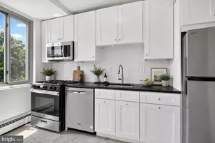 4200 Cathedral Ave NW, Washington, DC 20016 - Photo 3