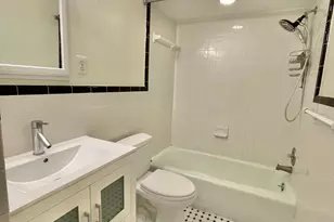 1228 C St SE, Washington, DC 20003 - Photo 15