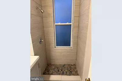 318 N Carolina Avenue SE #1, Washington, DC 20003 - Photo 9