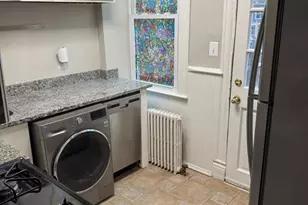 318 North Carolina Ave SE, Washington, DC 20003 - Photo 5