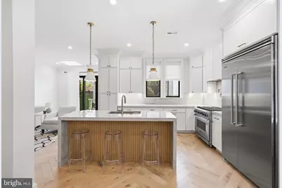 2558 36th Street NW, Washington, DC 20007 - Photo 7