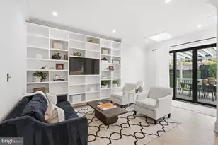 2558 36th St NW, Washington, DC 20007 - Photo 9