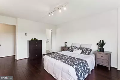 2939 Van Ness Street NW #1006, Washington, DC 20008 - Photo 29