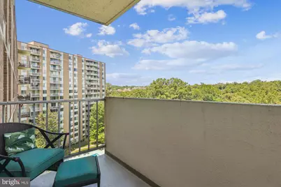 2939 Van Ness Street NW #1006, Washington, DC 20008 - Photo 9