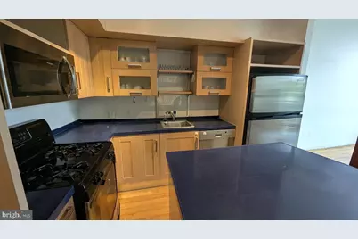 1390 V Street NW #217, Washington, DC 20009 - Photo 9