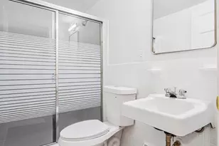 712 6th St SW, Washington, DC 20024 - Photo 39