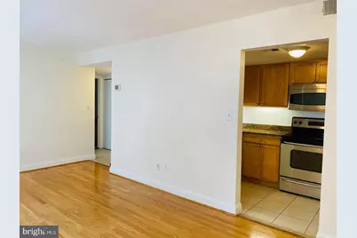 2630 Adams Mill Road NW #202, Washington, DC 20009 - Photo 5