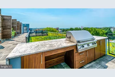 900 11th Street SE #405, Washington, DC 20003 - Photo 17