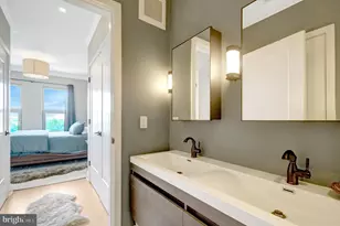 900 11th St SE, Washington, DC 20003 - Photo 11