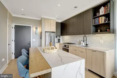900 11th Street SE #405, Washington, DC 20003 - Photo 5