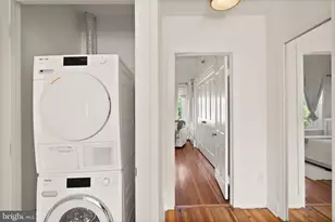 210 4th St SE, Washington, DC 20003 - Photo 35