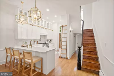 210 4th Street SE, Washington, DC 20003 - Photo 15