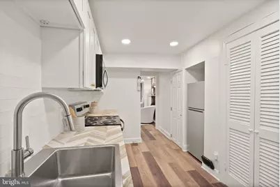 210 4th Street SE, Washington, DC 20003 - Photo 23