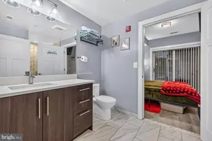 818 Kennedy St NW, Washington, DC 20011 - Photo 11