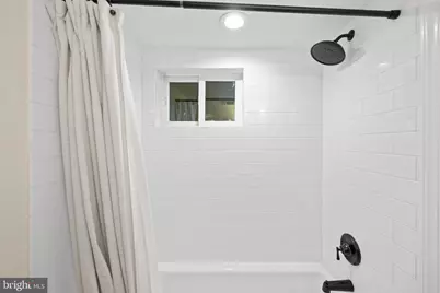 1810 Irving Street NW, Washington, DC 20010 - Photo 25