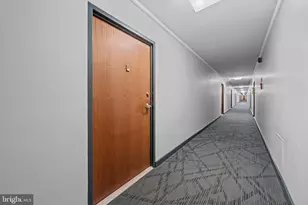 730 24th St NW, Washington, DC 20037 - Photo 11