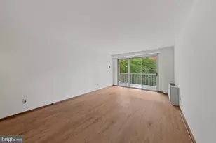 730 24th St NW, Washington, DC 20037 - Photo 3