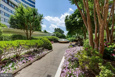 700 New Hampshire Avenue NW #703, Washington, DC 20037 - Photo 37