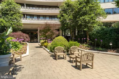 700 New Hampshire Avenue NW #703, Washington, DC 20037 - Photo 35