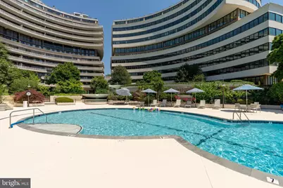 700 New Hampshire Avenue NW #703, Washington, DC 20037 - Photo 43