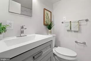 1601 18th St NW, Washington, DC 20009 - Photo 3