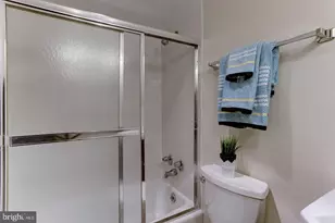 950 25th St NW, Washington, DC 20037 - Photo 29