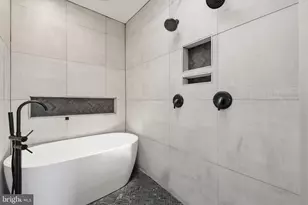 914 N St NW, Washington, DC 20001 - Photo 35