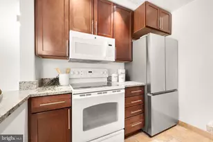 3251 Prospect St NW, Washington, DC 20007 - Photo 13