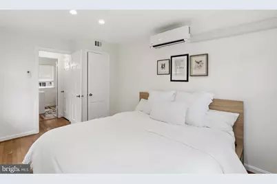 19 Snows Court NW, Washington, DC 20037 - Photo 15