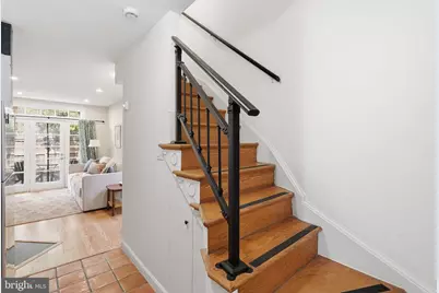 19 Snows Court NW, Washington, DC 20037 - Photo 13