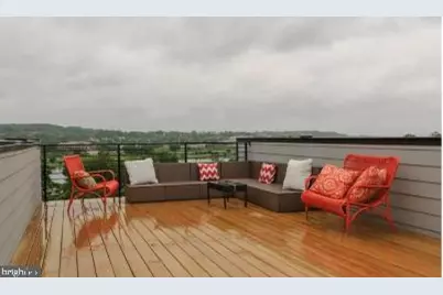 1515 K Street SE #4, Washington, DC 20003 - Photo 9