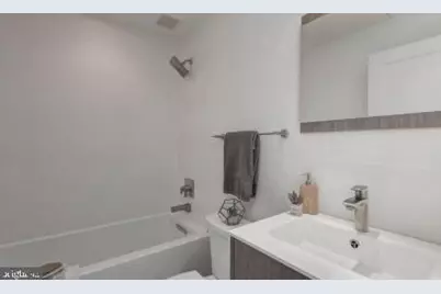 1515 K Street SE #4, Washington, DC 20003 - Photo 5