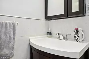 1669 Columbia Rd NW, Washington, DC 20009 - Photo 15