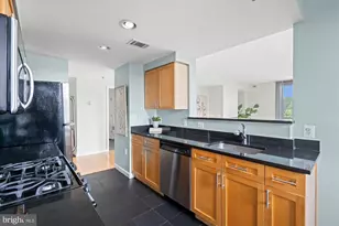 3883 Connecticut Ave NW, Washington, DC 20008 - Photo 11