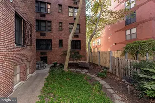 1010 25th St NW, Washington, DC 20037 - Photo 37