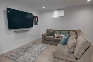 2718 Hamlin St NE, Washington, DC 20018 - Photo 11