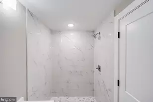 1617 Rhode Island Ave NE, Washington, DC 20018 - Photo 15