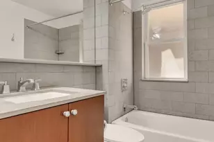 1121 24th St NW, Washington, DC 20037 - Photo 9