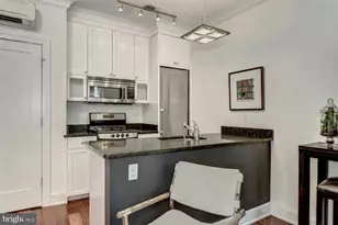 1121 24th St NW, Washington, DC 20037 - Photo 3