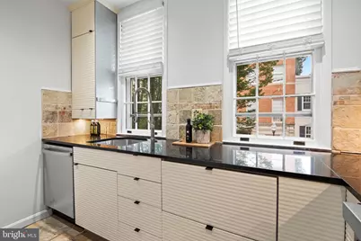1676 32nd Street NW, Washington, DC 20007 - Photo 11