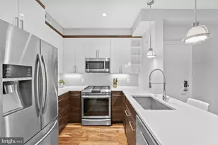 1337 K St SE, Washington, DC 20003 - Photo 35