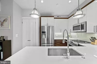 1337 K Street SE #101, Washington, DC 20003 - Photo 33