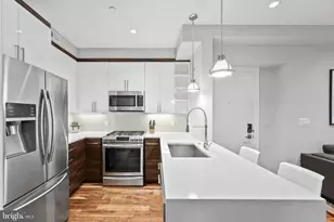 1337 K St SE, Washington, DC 20003 - Photo 31