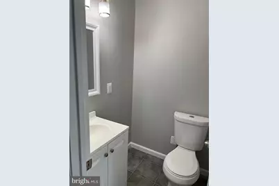 710 Girard Street NW, Washington, DC 20001 - Photo 7